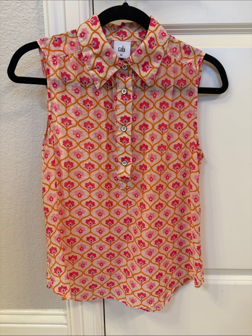 CAbi Pink and Orange Sleeveless Button-Up Blouse